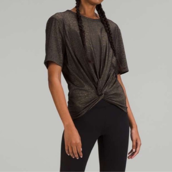 Special Edition EUC  Size 8 Lululemon Crescent T-Shirt *Spark
Black - Picture 3 of 7